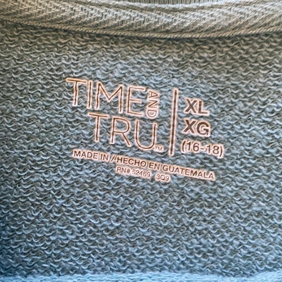 Blue sweatshirt - Picture 3 of 3